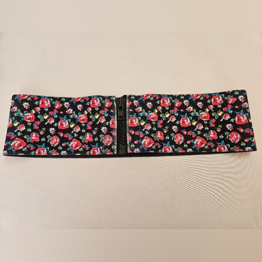 Floral Black Waist Belt Women's Wait  30" NWOT